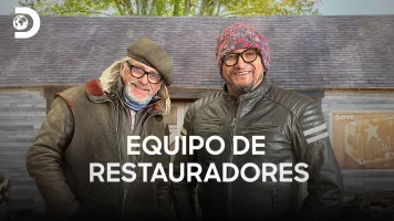 Equipo de restauradores