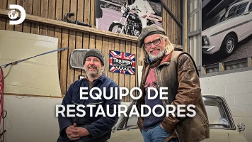 Equipo de restauradores
