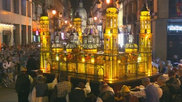 El rosario de cristal. Un camino de luz