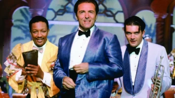 Los reyes del mambo tocan canciones de amor