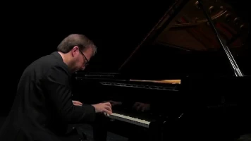 Obras para piano de Skriabin, Berg y Beethoven