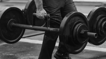 Mundial de Powerlifting. T(2025). Mundial de... (2025): 84kg F y 120kg M