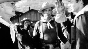 40 rifles en el Paso Apache