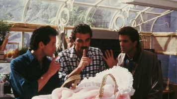 Tres hombres y un bebé