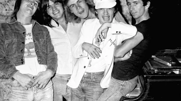 Nits Sense ficció: AC/DC: Sempre joves