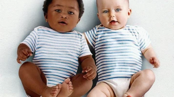 Jumeaux mais pas trop