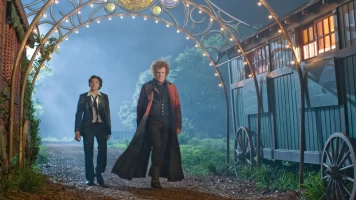 El circo de los extraños