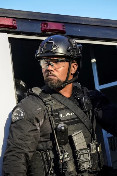 S.W.A.T.: Los Hombres de Harrelson. T(T1). S.W.A.T.: Los... (T1): Ep.15 Bandas