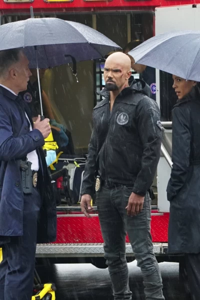 S.W.A.T.: Los Hombres de Harrelson. T(T1). S.W.A.T.: Los... (T1): Ep.20 Vendetta