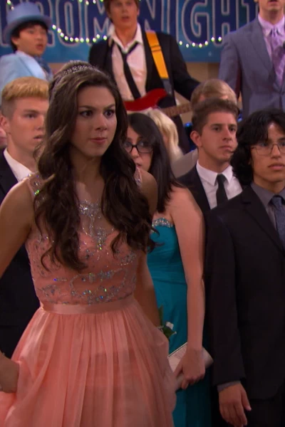 Los Thundermans. T(T3). Los Thundermans (T3): Ep.14 Los Thunderman al descubierto (II)