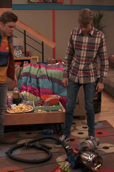 Henry Danger. T(T5). Henry Danger (T5): Ep.15 Charlotte se esfuma