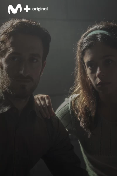 La línea invisible. T(T1). La línea invisible (T1): Ep.1 Pintadas y petardos