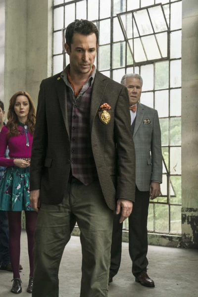 The Librarians. T(T4). The Librarians (T4): Ep.5 The Librarians y la corona sangrante
