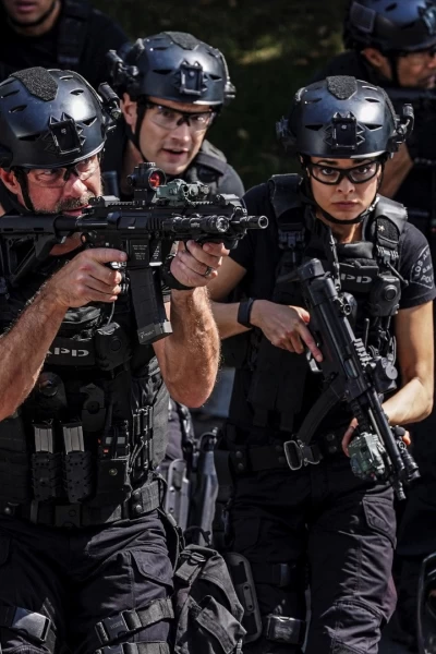 S.W.A.T.: Los Hombres de Harrelson. T(T5). S.W.A.T.: Los... (T5): Ep.6 Crisis falsa