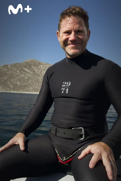 Mundos inexplorados con Steve Backshall. Mundos inexplorados...: Socorro: expedición a Isla Tiburón