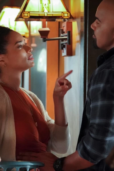 S.W.A.T.: Los Hombres de Harrelson. T(T6). S.W.A.T.:  Los... (T6): Ep.17 Estocolmo