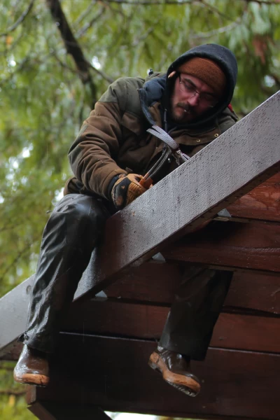 Construyendo Alaska. Construyendo Alaska: Ha sido un día duro