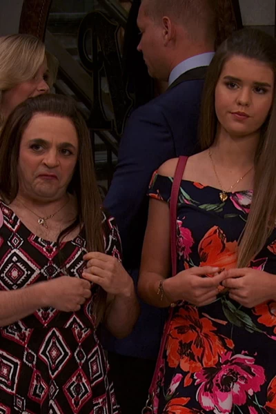 Henry Danger. T(T2). Henry Danger (T2): Ep.7 Carne en el Asador