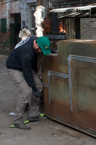 Restauradores al rescate. T(T8). Restauradores al... (T8): Lavandería Peacock Salem