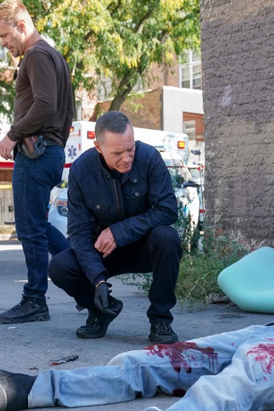 Chicago P.D.. T(T12). Chicago P.D. (T12): Ep.6 Peones