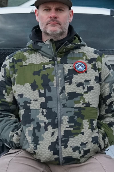 Bigfoot, asesino en Alaska. T(T1). Bigfoot, asesino... (T1): La villa de los malditos