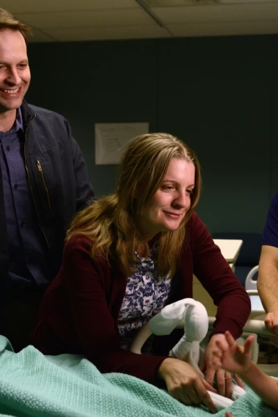 Turno de Noche. T(T3). Turno de Noche (T3): Ep.2 Esa cosa con plumas