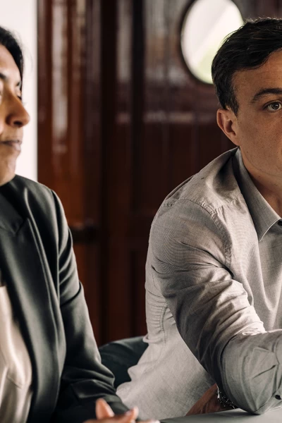 Profesor T. T(T4). Profesor T (T4): Ep.1 Por la borda