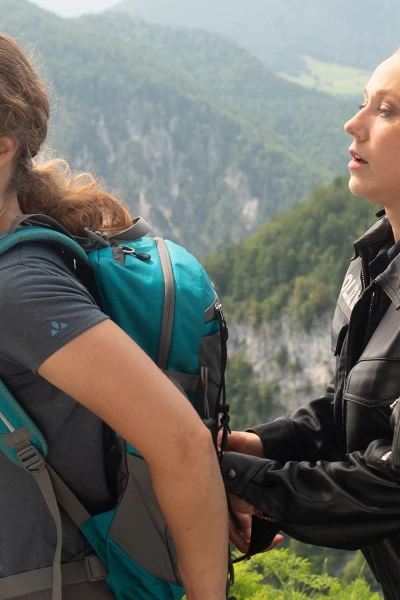 Asesinatos en la montaña. T(T4). Asesinatos en la... (T4): Ep.8 La esquela