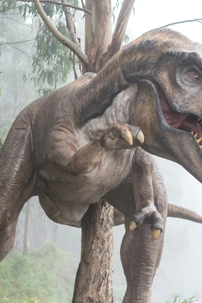 Dinosaurios. Dinosaurios: Italia