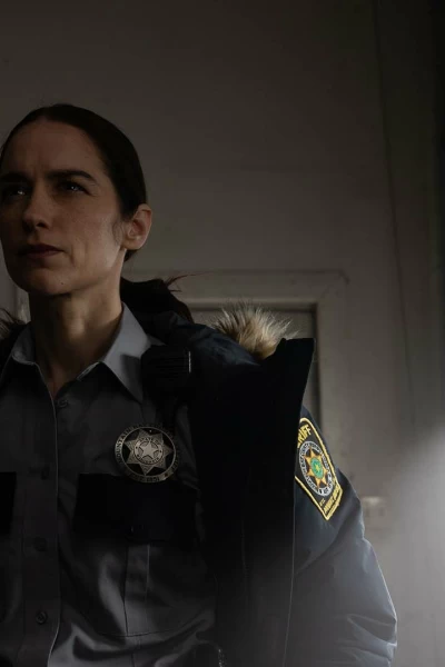 Revival. T(T1). Revival (T1): Ep.8 Una rosa y una espina