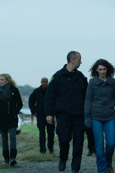 Motive. T(T1). Motive (T1): Ep.4 Contra la adversidad