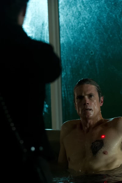 Motive. T(T1). Motive (T1): Ep.5 Enemigo público