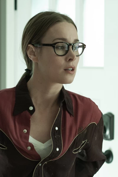 Motive. T(T1). Motive (T1): Ep.9 Engañados