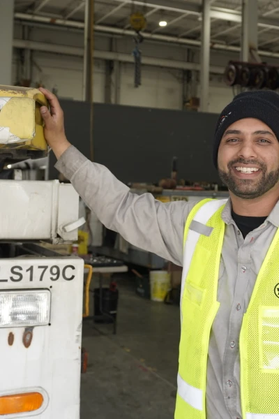 Dentro del aeropuerto de Toronto. Dentro del aeropuerto...: Alerta por descargas eléctricas