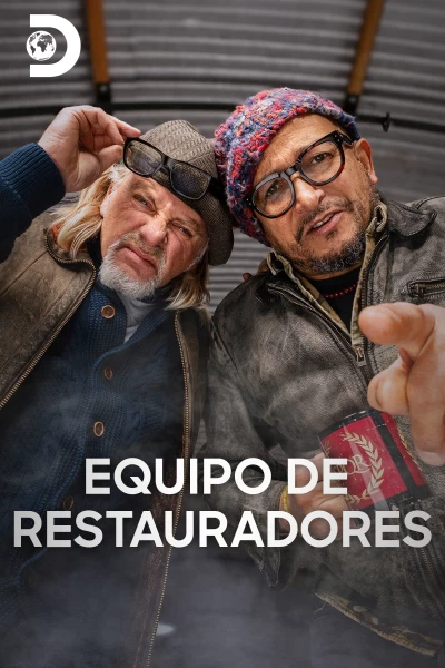 Equipo de restauradores