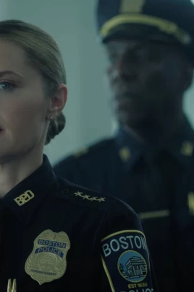 Boston Blue. T(T1). Boston Blue (T1): Ep.8 En nombre del Padre, del Hijo...