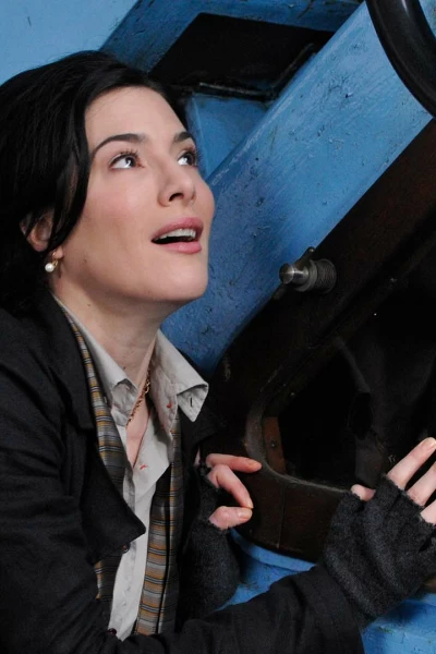 Warehouse 13. T(T3). Warehouse 13 (T3): Ep.5 3...2...1