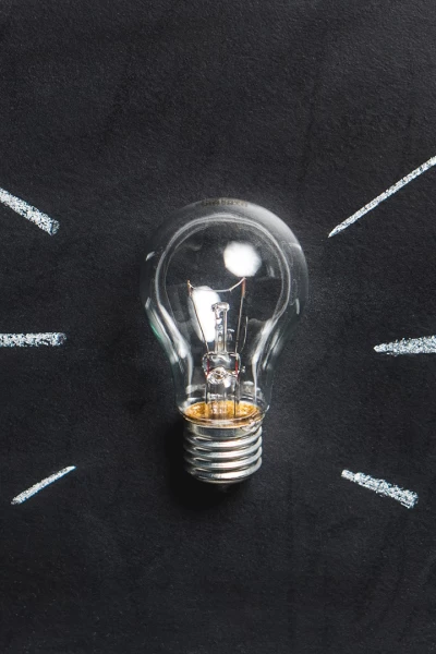 Aprendemos en Clan. El reto. T(T2). Aprendemos en... (T2): ¿Por qué las letras se ven al revés en el espejo?