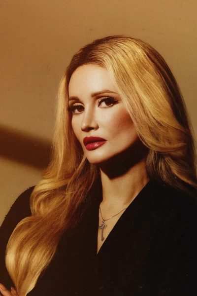 Playboy al descubierto. Playboy al descubierto: En los años 80, la actriz Melonie Haller estaba muy cerca del estrellato. Se dirige a una fiesta en