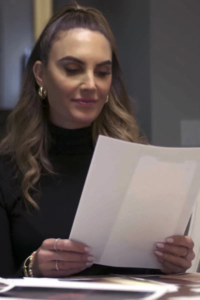 Toxic. Toxic: Sobrevivir a los extraños