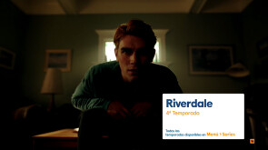 Riverdale - Sientes que alguien te observa...